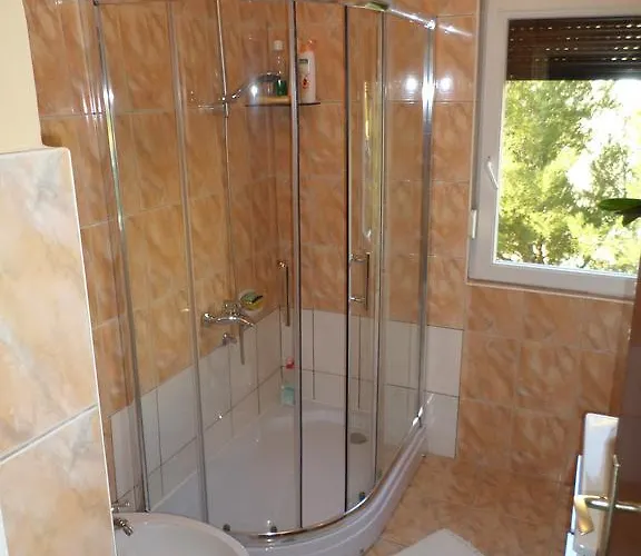 Apartman Nada *